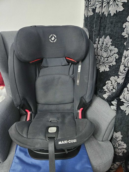 Scaun MAXI COSl Titan Pro isofix