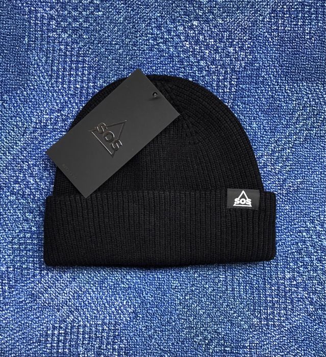 SOS / Lyle & Scott / Levis ОРИГИНАЛНИ зимни шапки