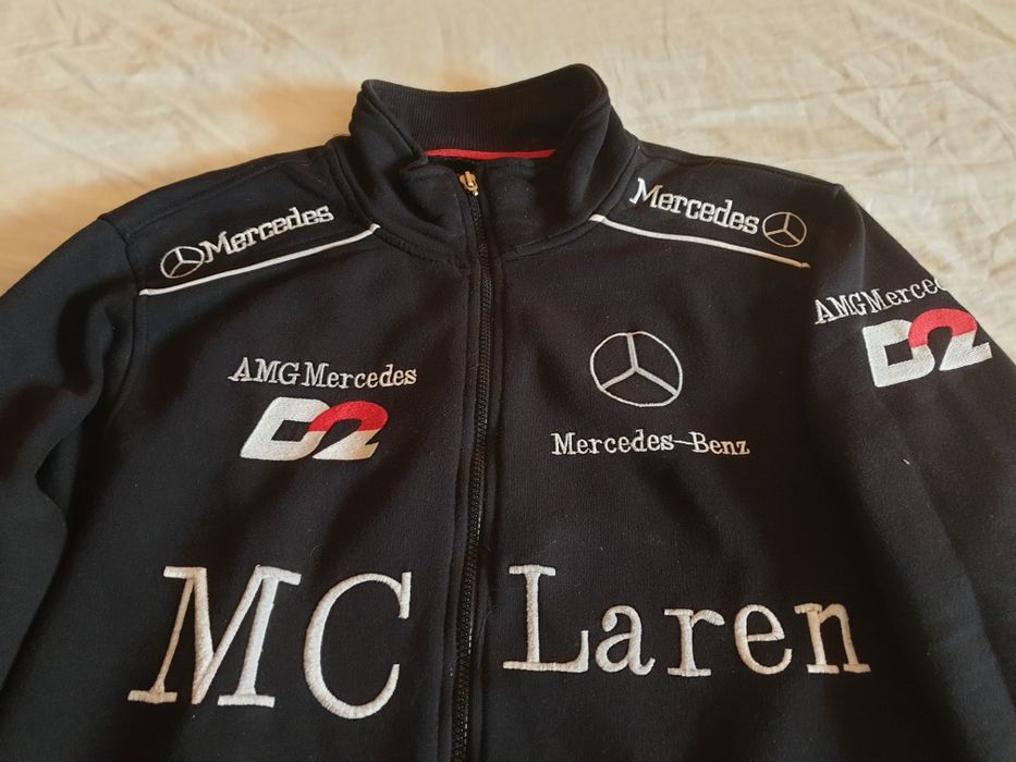 Bluza  de  barbati  -  200 lei.