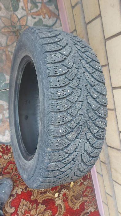 Продам шины  срочна