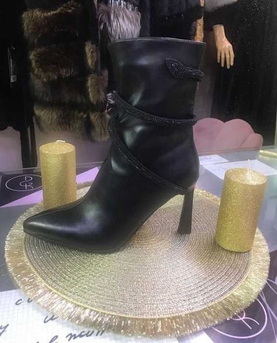 Продам новые ботильоны