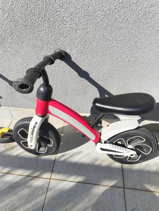 Червено баланс колело