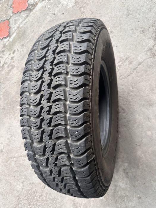 Продам 1 шину R15 30x9.50