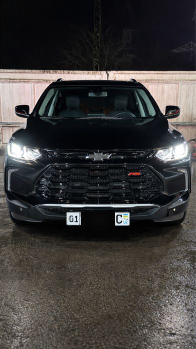 Tracker 2  2025 Redline