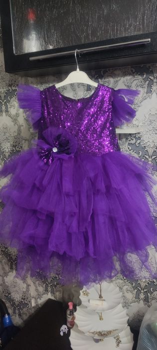 Нарядное платье для девочки