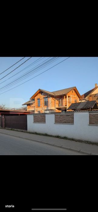 Casa D+P+E la rosu, 196 mp, garaj, teren 410 mp – zona exclusivista