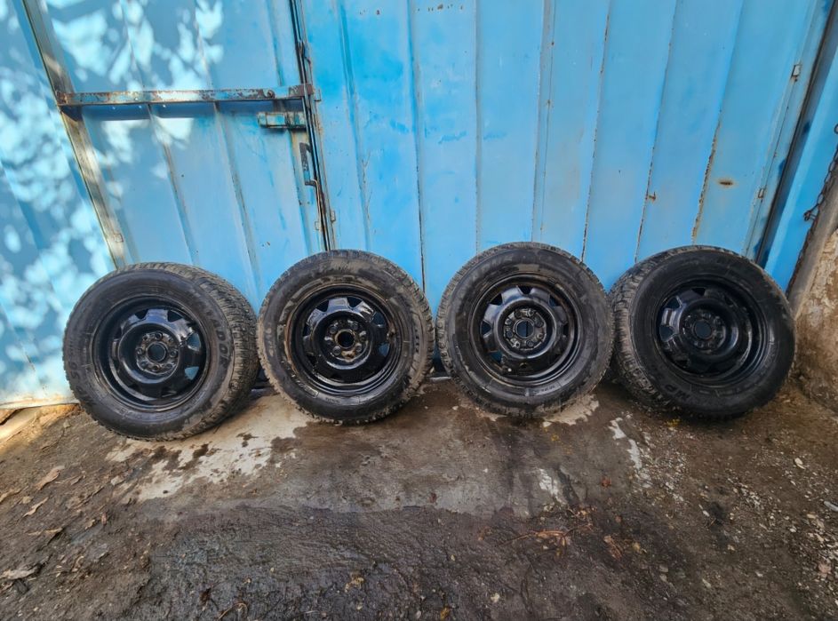 Зимние колеса на Ауди 100