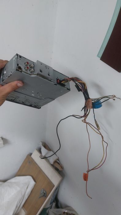 Продам мафоны 4шт блютуз есть