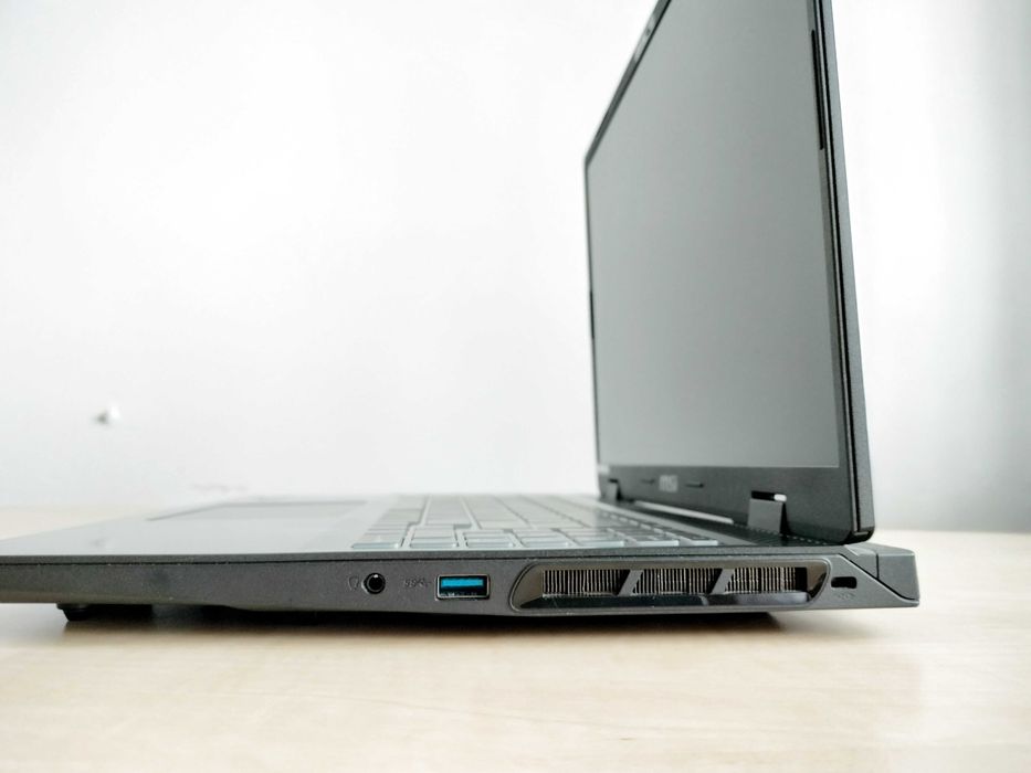 Laptop MSI Creator 16 inch, Intel Core i7 14700HX, 32GB DDR5, 1TB SSD, GeForce RTX 4060