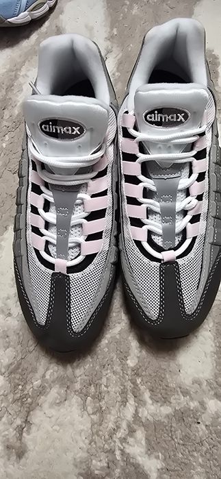 Nike air max95 pink marimea 43 noi fara cutie