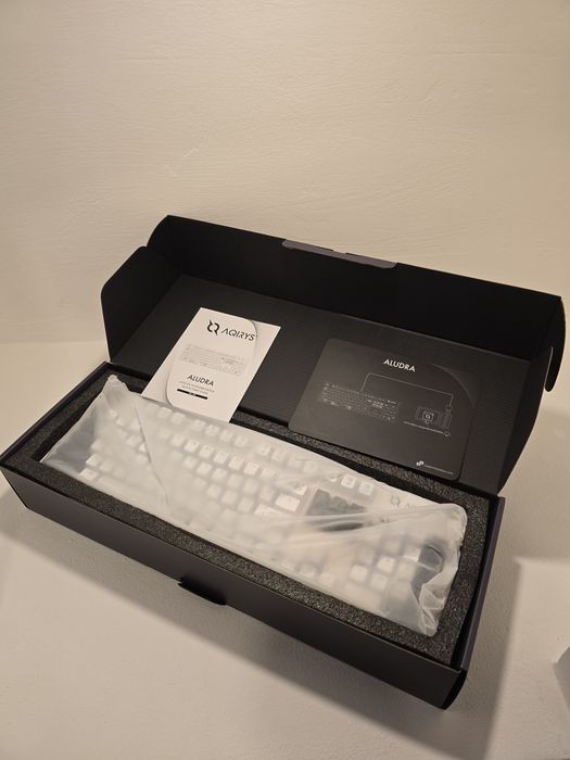 Tastatura gaming mecanica Aqirys Aludra, USB, Layout US, alb