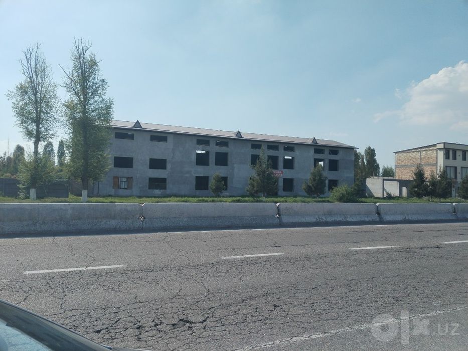 УРТАЧИРЧИК ТУМАНИ Нежилой Срочно Сотилади.