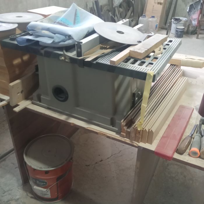 Продаю или в аренду столярный цех (оборудование и материал)