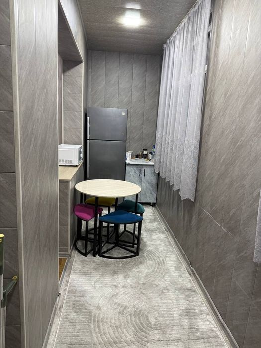 Сдается своя 2 комнатная переделенно 3 комнат. Юнус абаде.