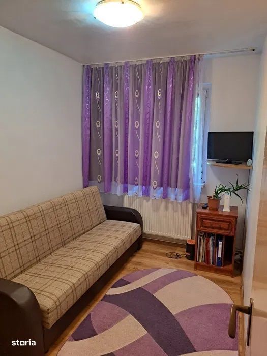 Dambu Pietros - Vanzare apartament 3 camere - Str. Petru Dobra