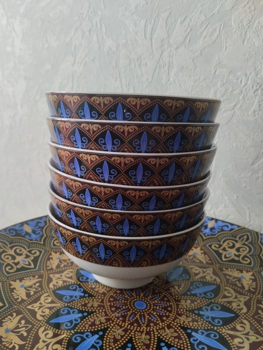 Продается комплект посуды