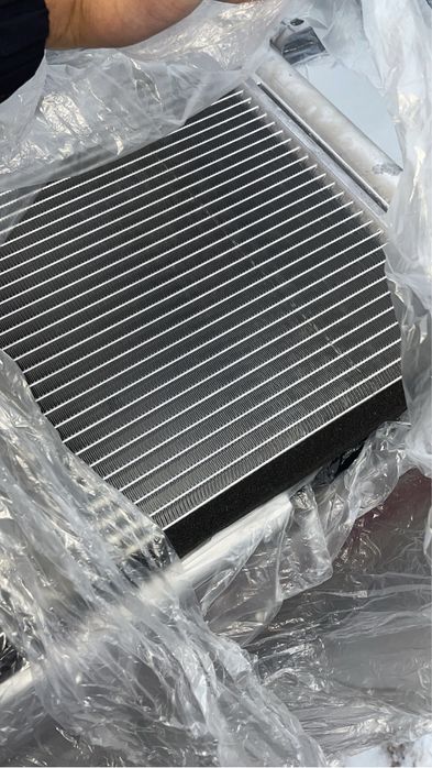 Радиатор на Jetour x70 plus