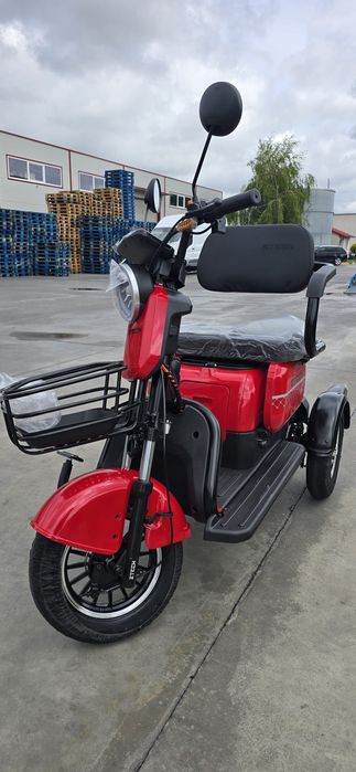 Tricicleta Electrica ZTECH ZT-16, model Nou 2026, Motor 1.200W, Acumulator 60V, 23Ah, Autonomie aprox. 50 km, Culoare Rosie, CIV Inclus
Disponibile in