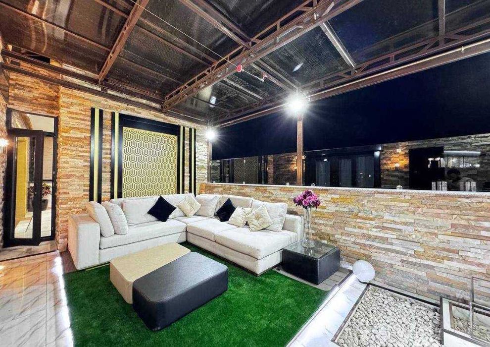 Сдается шикарная квартира с террасой ! Жк Янги Дархан !