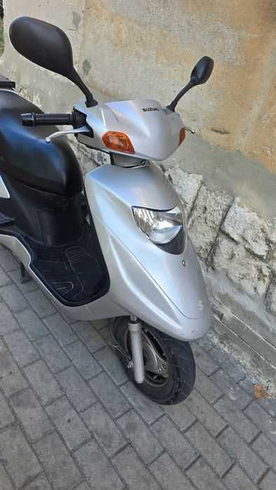 Продавам Suzuki UE 125