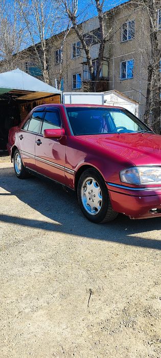 Продам Мерседес 202