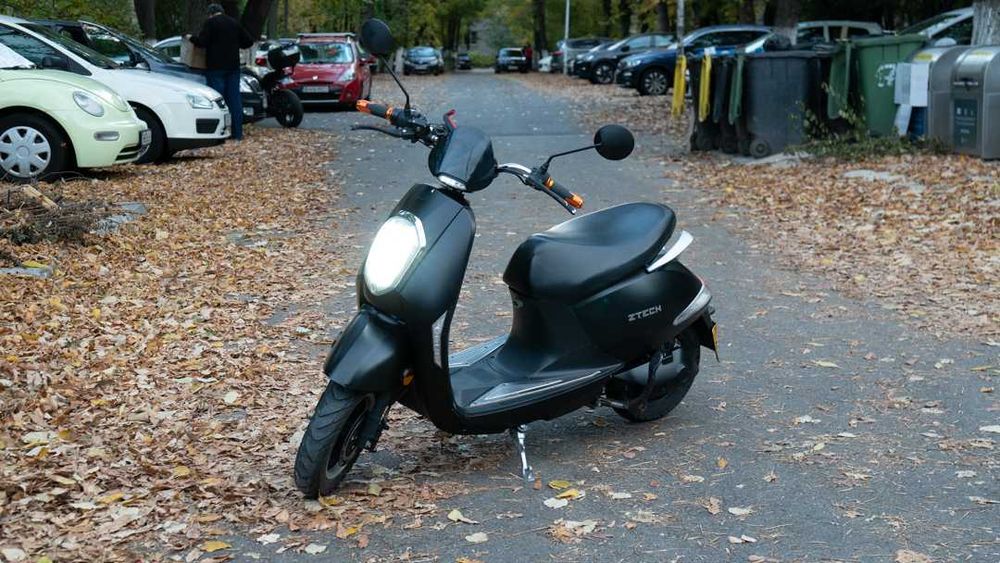 Scuter electric ZTECH ZT-25 permis B Bucuresti Sectorul •