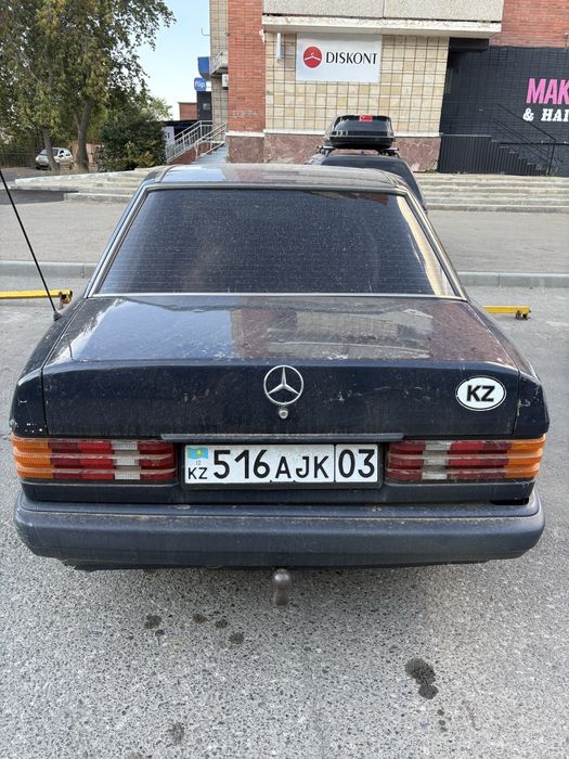 Мерседес бенз 190