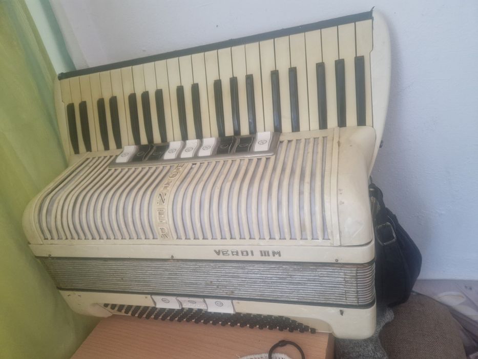 Hohner verdi 3 M 120basi