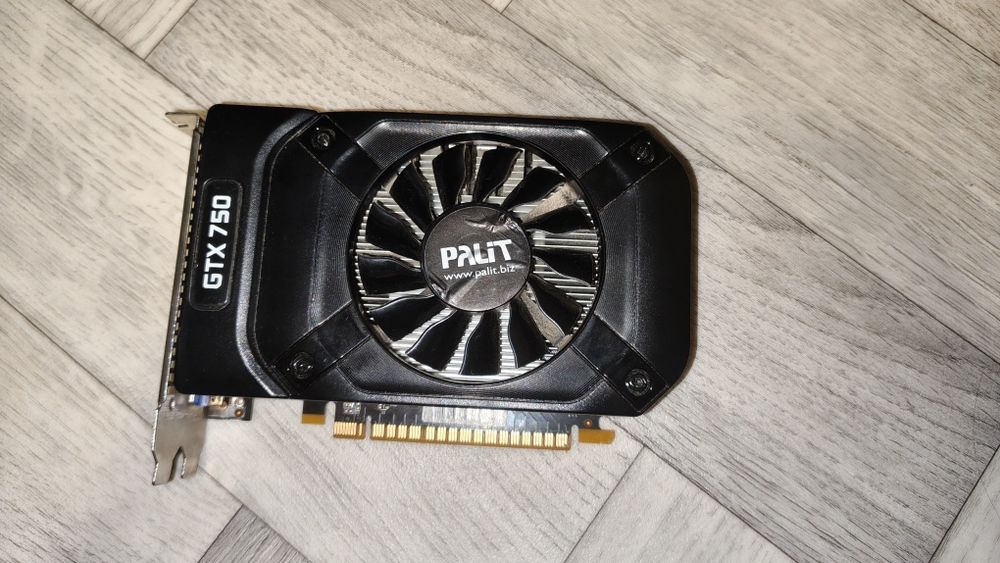 GTX 750 хорошее состояние