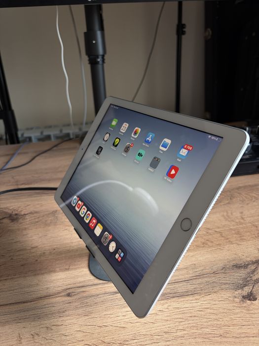 Продается iPad 2017 9,7 Touch id