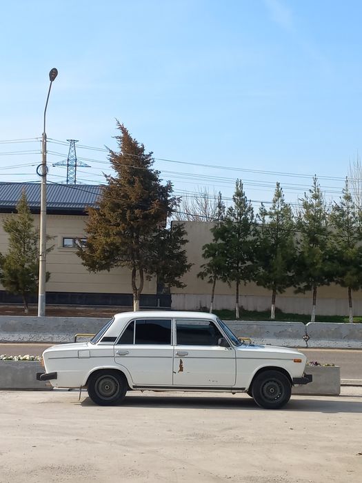Vaz 2106 sotiladi