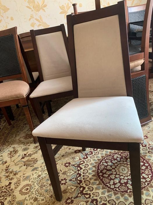 Шкаф для спалный стол стулья