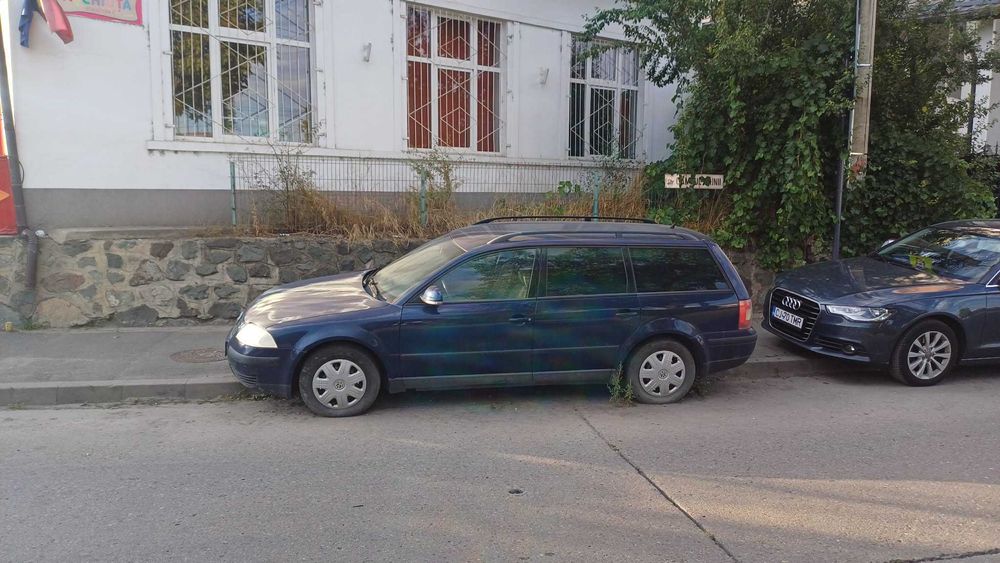 VOLKSWAGEN Passat 2004 — imagine 4