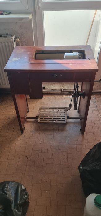 Masina de cusut Veronica