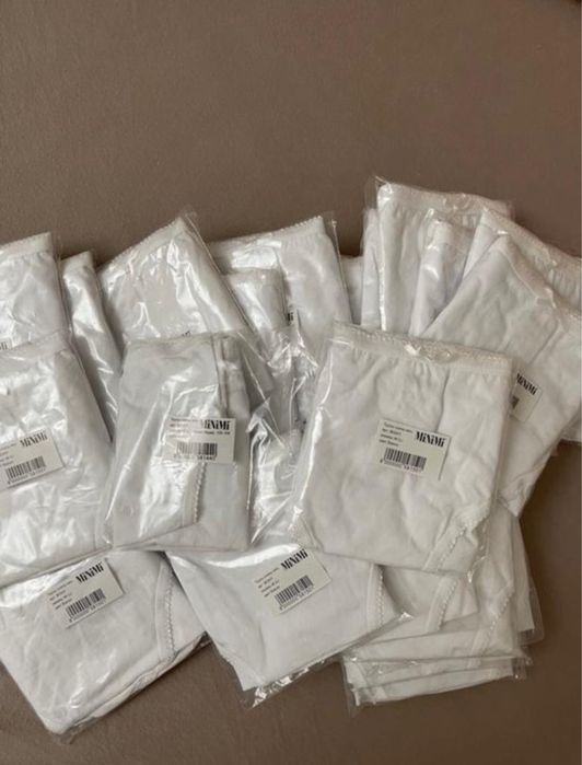 Женские плавки, трусы.