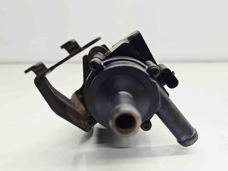 Pompa recirculare apa Ford Fiesta 8 [Fabr 2017-2025] GN11-8K577-AA 1.0