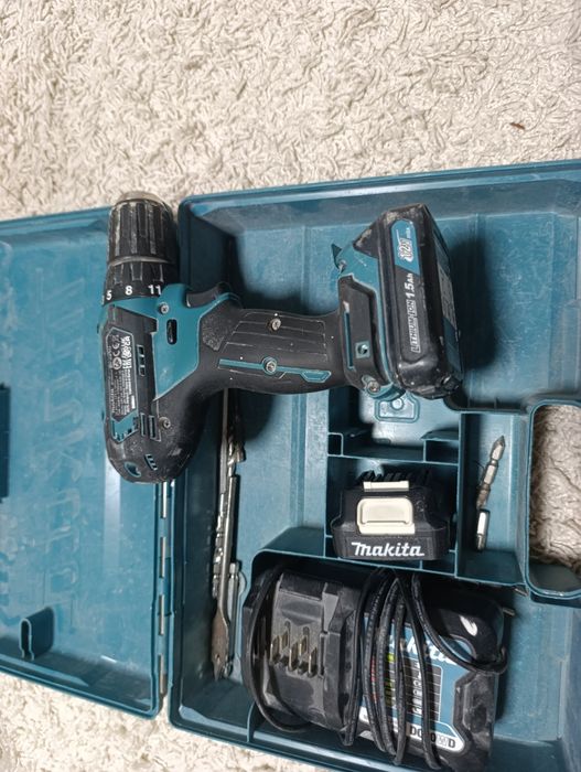 Продам шуроповерт Макита бу