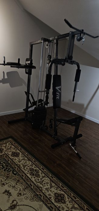 Много функционалный тренажер