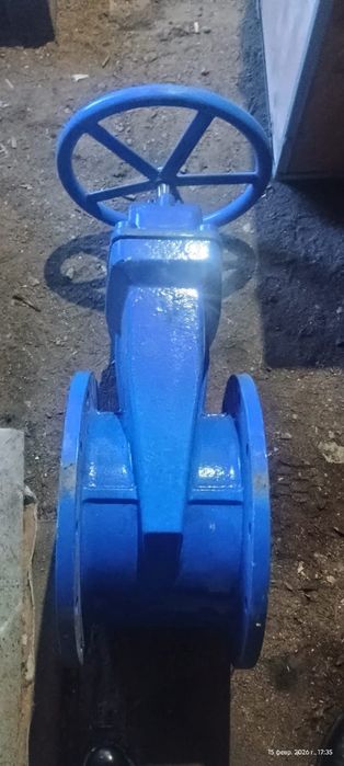 Продам задвижку новый DN 300