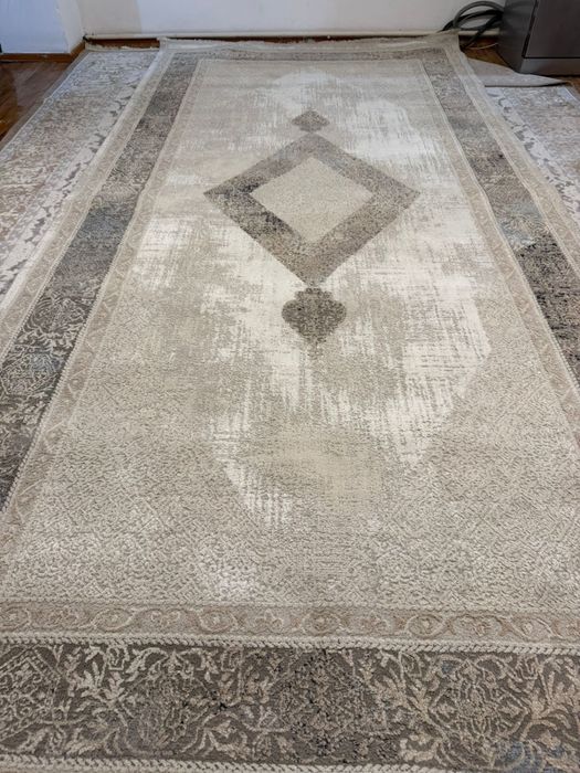 Продам ковер 2*4 метр