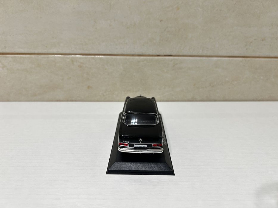 Macheta Mercedes 200D