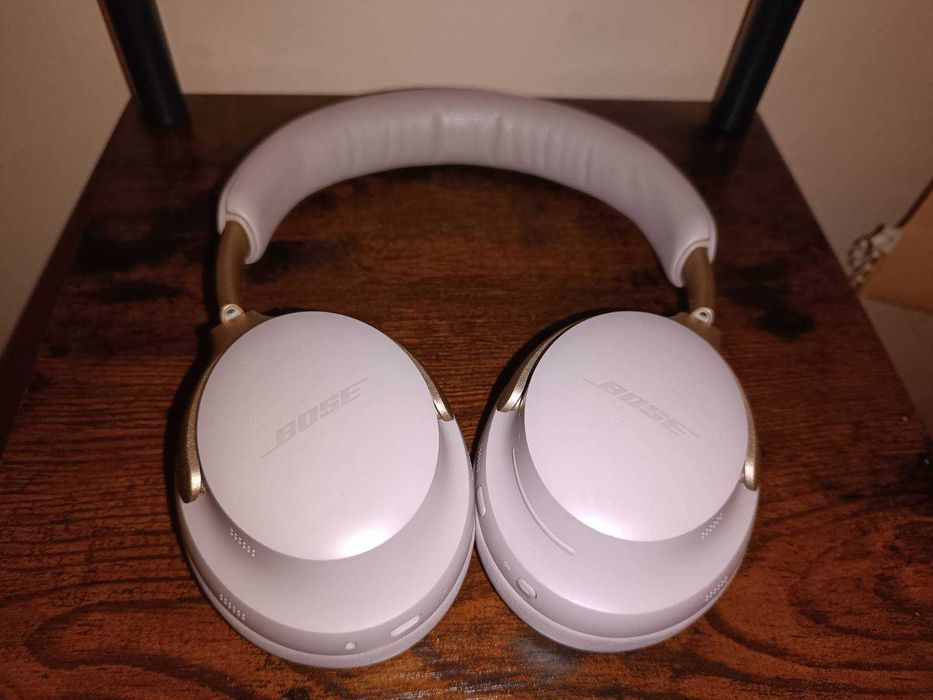 Bose Quietcomfort Ultra - Шумоизолиращи Безжични Слушалки