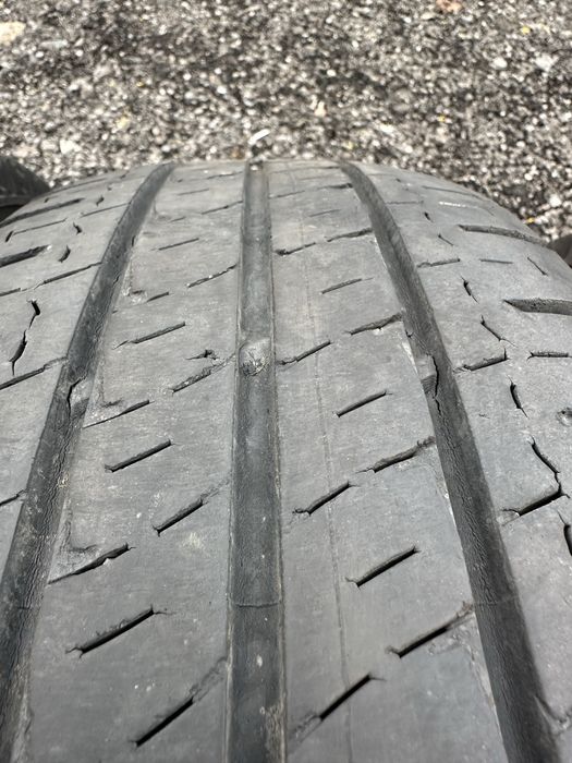 Anvelope vara 215/75/16c