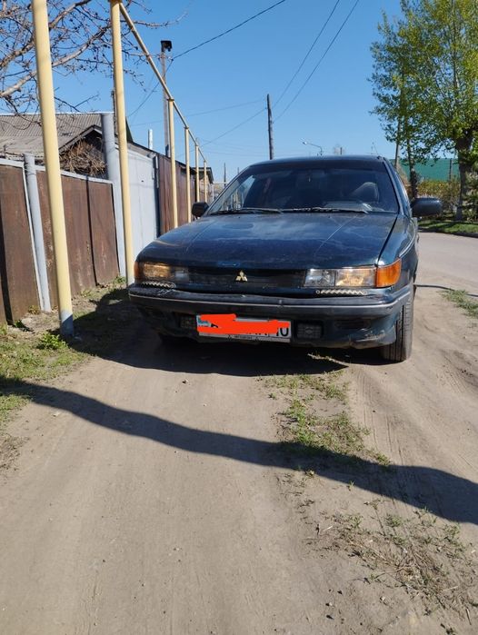 Продам Мицубиси Лансер 1992