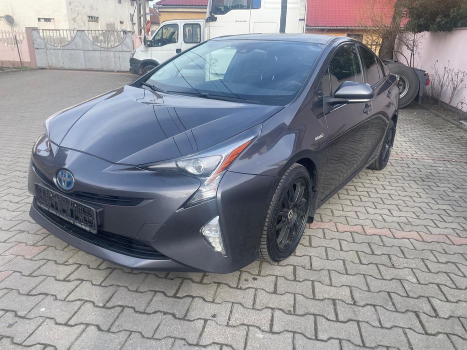 Vand Toyota Prius 1.8 benzina /hibryd
