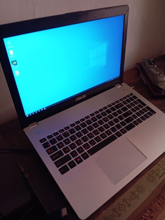 Ноутбук Asus Asus