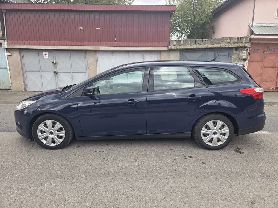 Vând Ford Focus 2011