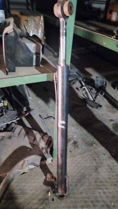 Шток подема кабины МАН тга