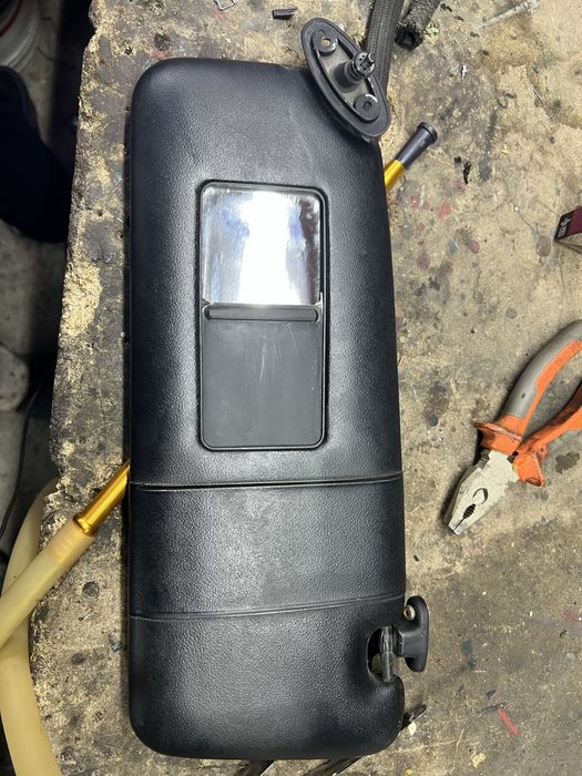 Козырьки е34 черные