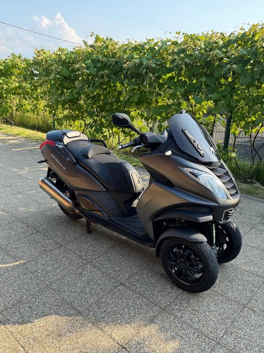 Peugeot Metropolis 400